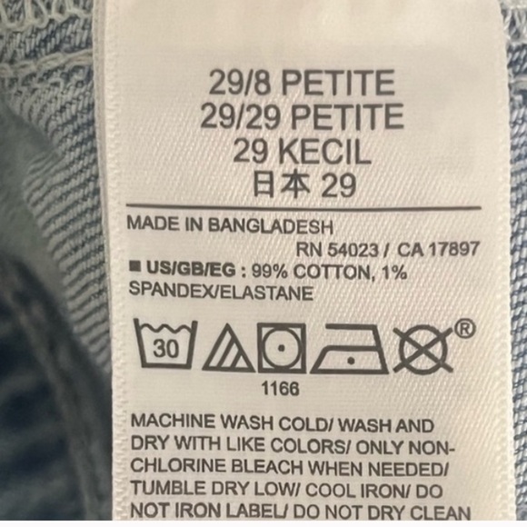 GAP Light Indigo Mid Rise 90's Loose Cargo Jeans - Picture 4 of 4